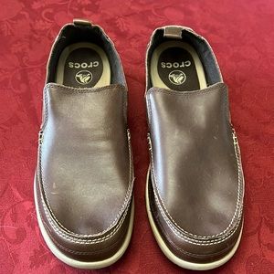 NWOT Leather CROCS Slip-on Loafer
